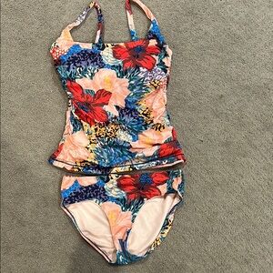 Athleta Pink and Cream Swimwear